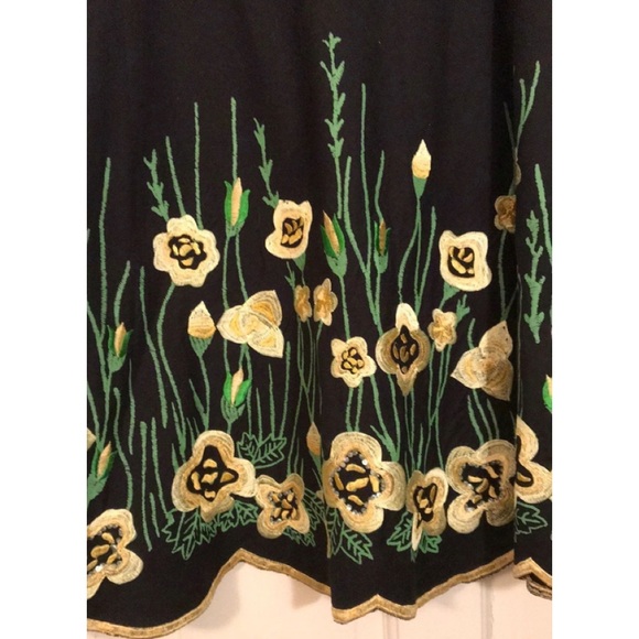 Basil & Maude embroidered A-line cotton skirt. - Picture 2 of 4